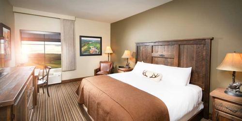 Bass Pro Shops Opens New Angler's Lodge in the Ozark Mountain Region 