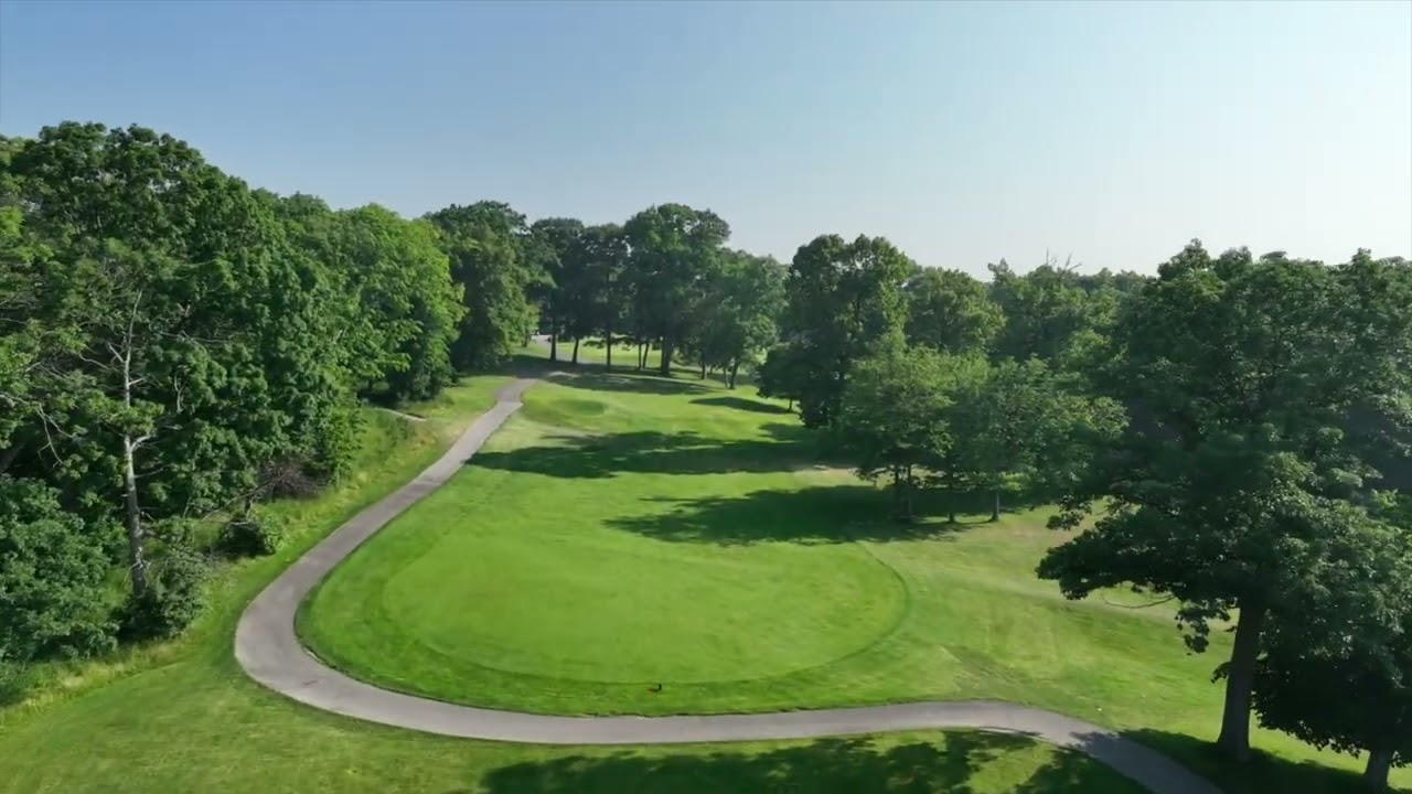 new-berlin-hills-golf-hole-18